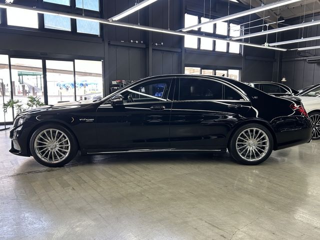 MERCEDES AMG S class