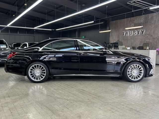 MERCEDES AMG S class