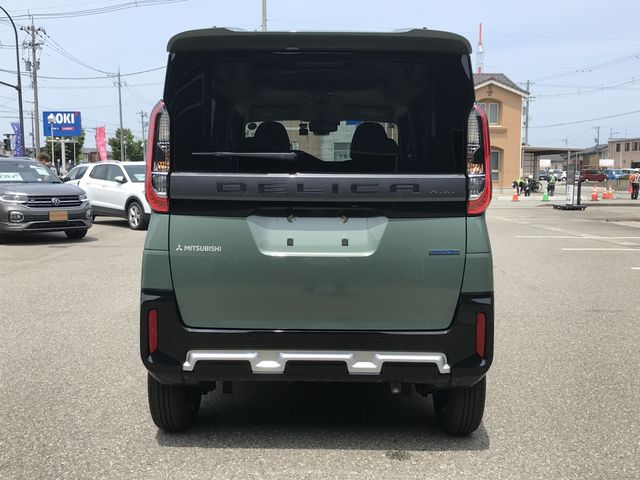DELICA MINI