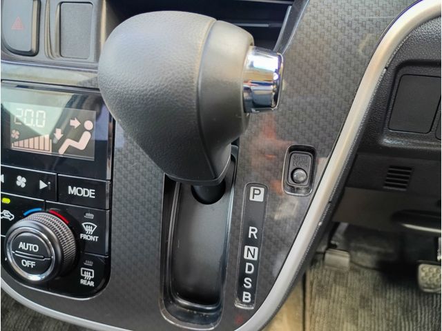 MOVE CUSTOM