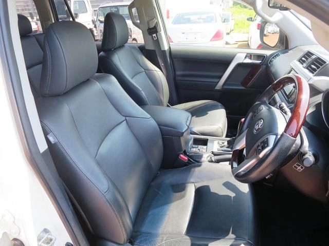 LANDCRUISER PRADO