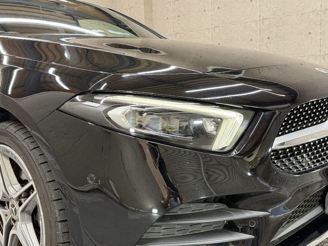 MERCEDES BENZ A class sedan