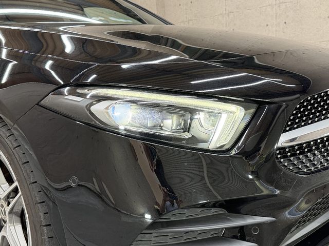 MERCEDES BENZ A class sedan