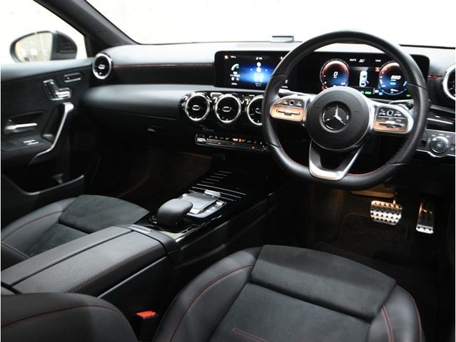 MERCEDES BENZ A class sedan