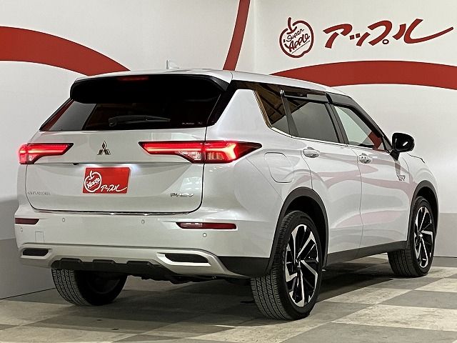 OUTLANDER PHEV