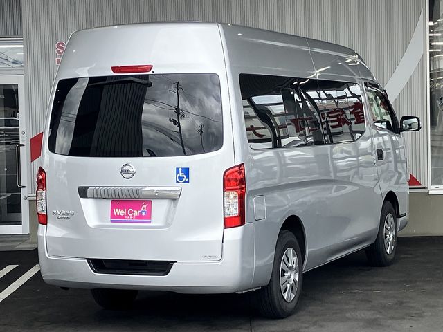 NV350 CARAVAN 4WD