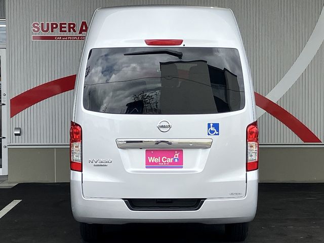 NV350 CARAVAN 4WD