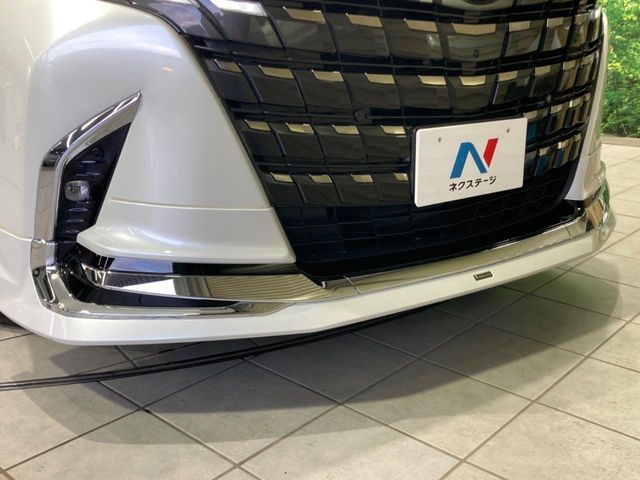 ALPHARD hybrid
