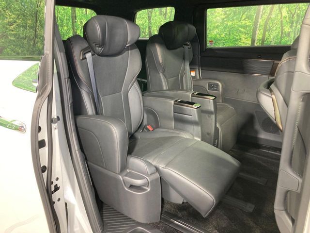 ALPHARD hybrid