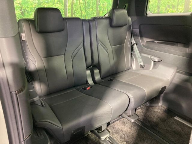 ALPHARD hybrid