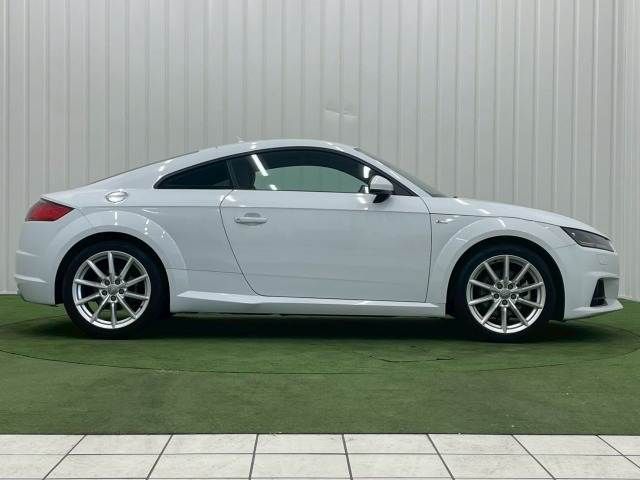 AUDI TT coupe