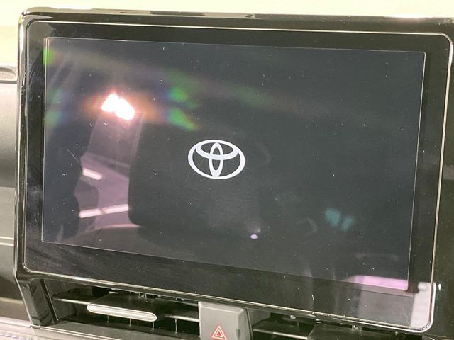 VOXY HYBRID