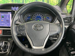 VOXY HYBRID