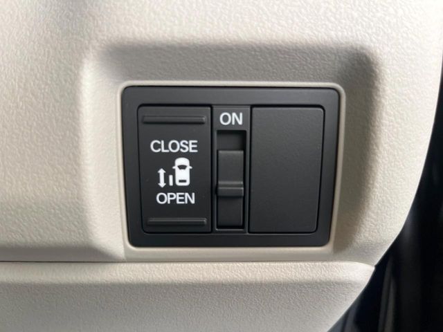 N BOX