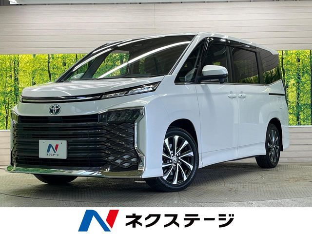 VOXY HYBRID