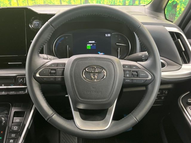 VOXY HYBRID