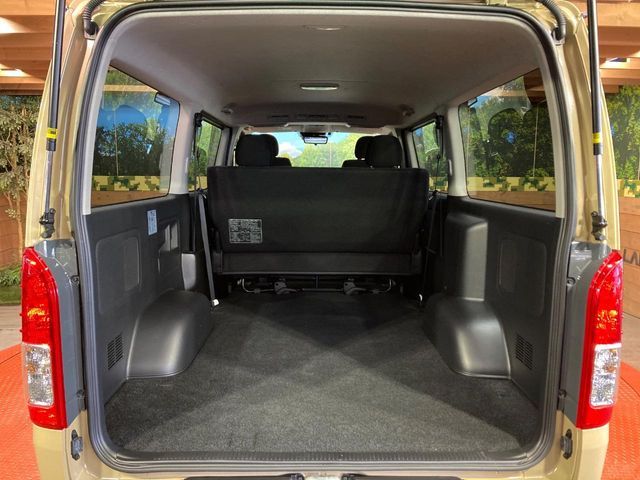 HIACE van 2WD