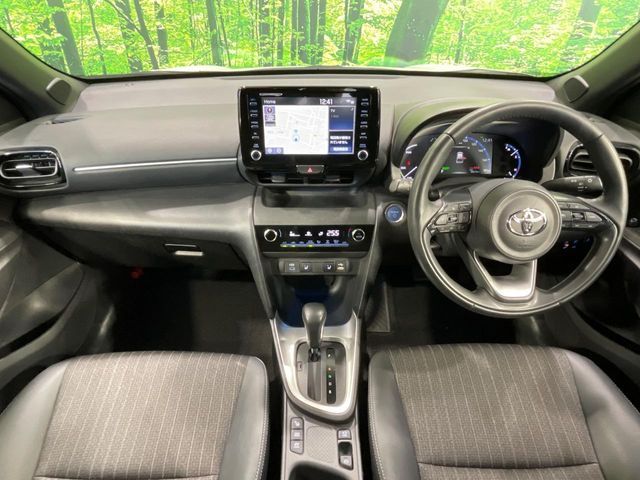 YARIS CROSS HYBRID