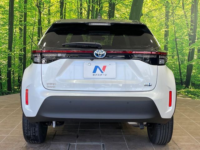 YARIS CROSS HYBRID
