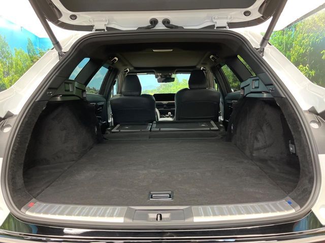 CROWN ESTATE 4WD
