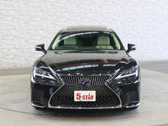 LEXUS LS500h 4WD