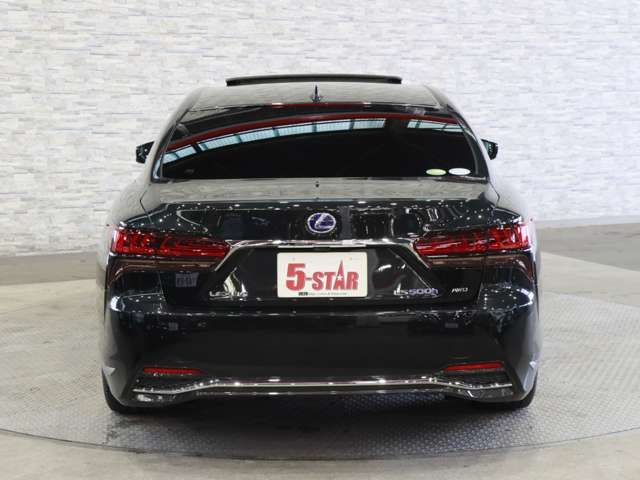 LEXUS LS500h 4WD