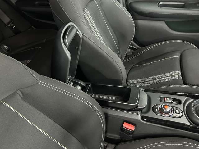MINI COOPER S CLUBMAN