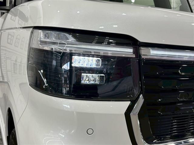 N BOX CUSTOM 4WD