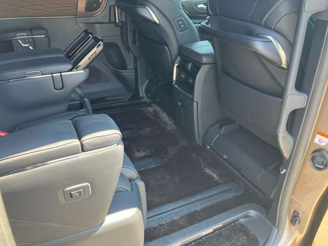 ALPHARD hybrid 4WD