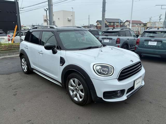 MINI COOPER CROSSOVER