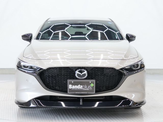 MAZDA3 FASTBACK