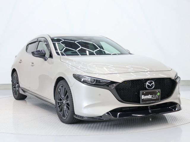 MAZDA3 FASTBACK