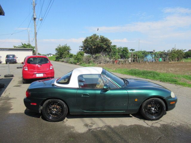 ROADSTER