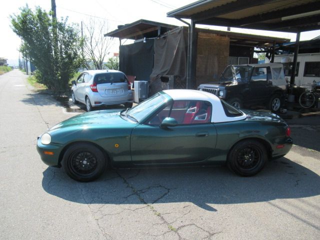 ROADSTER