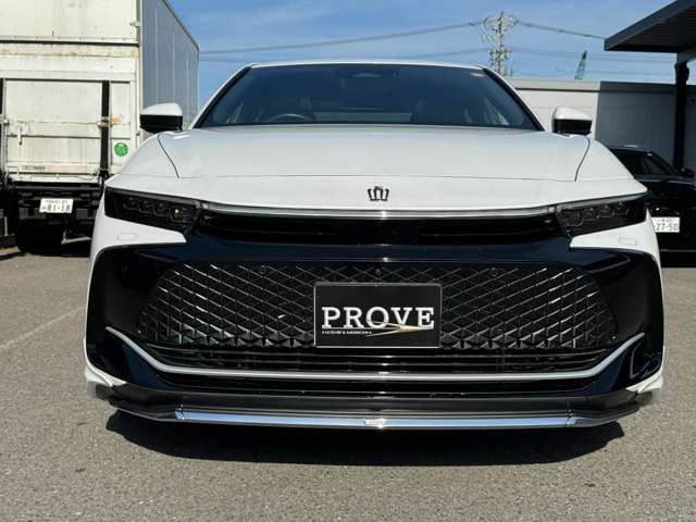 CROWN CROSSOVER