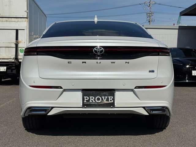 CROWN CROSSOVER
