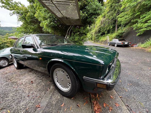 JAGUAR XJseries sedan