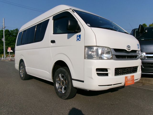 HIACE van 4WD