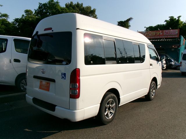 HIACE van 4WD
