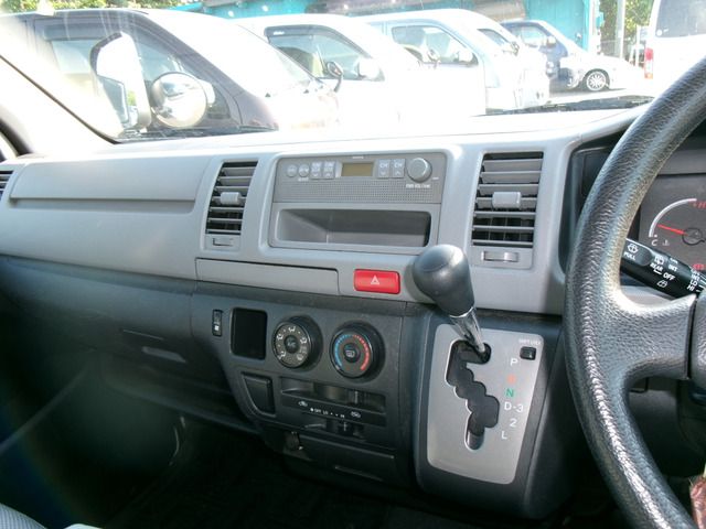 HIACE van 4WD