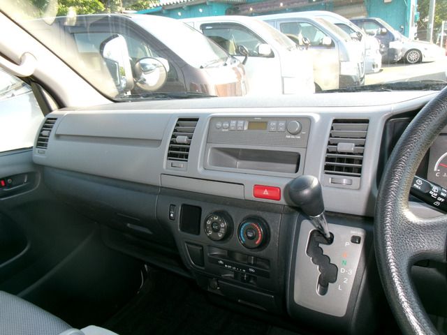 HIACE van 4WD