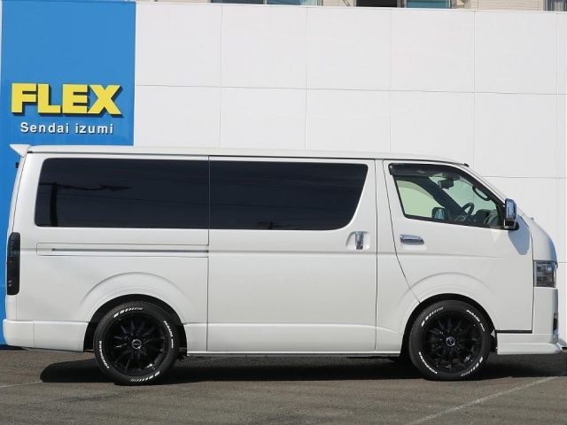 HIACE van 4WD
