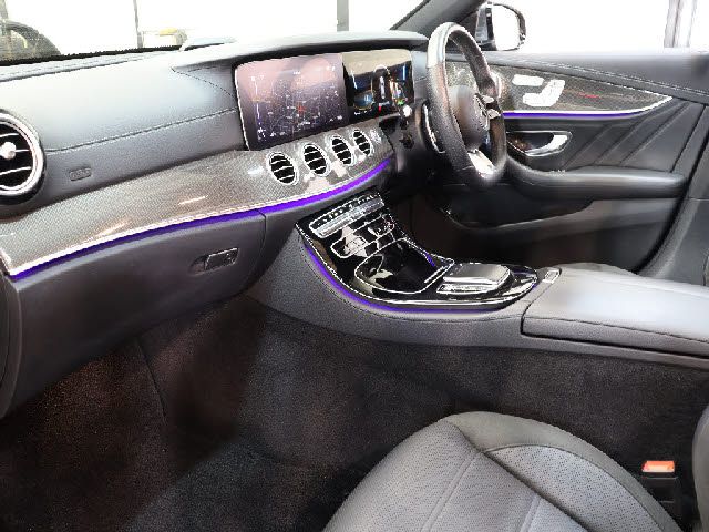 MERCEDES AMG E class sedan HYBRID