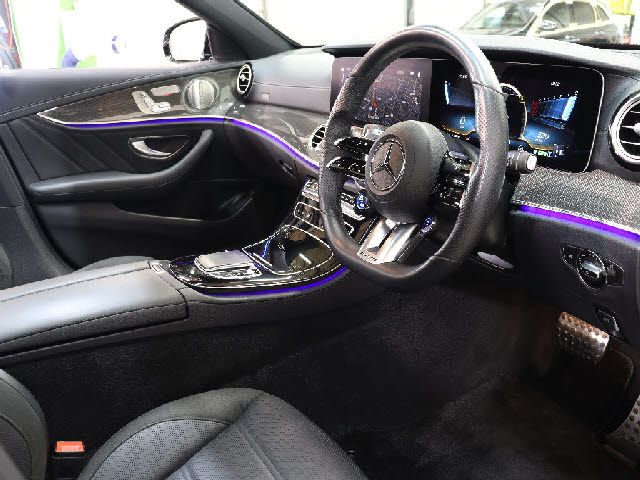 MERCEDES AMG E class sedan HYBRID
