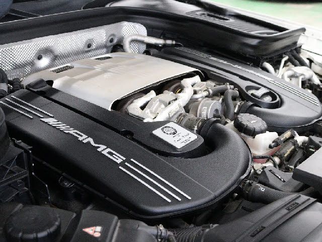 MERCEDES AMG GLCclass