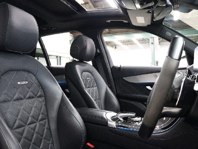 MERCEDES AMG GLCclass