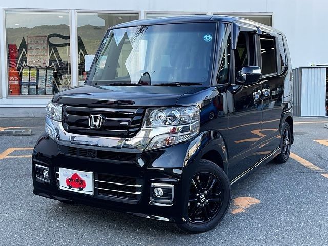 N BOX CUSTOM