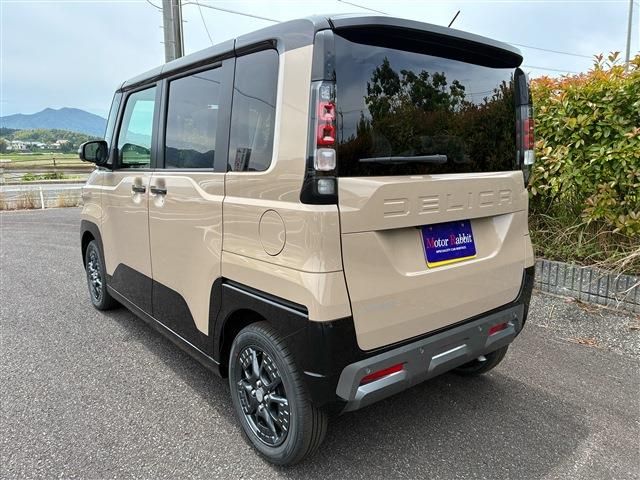 DELICA MINI