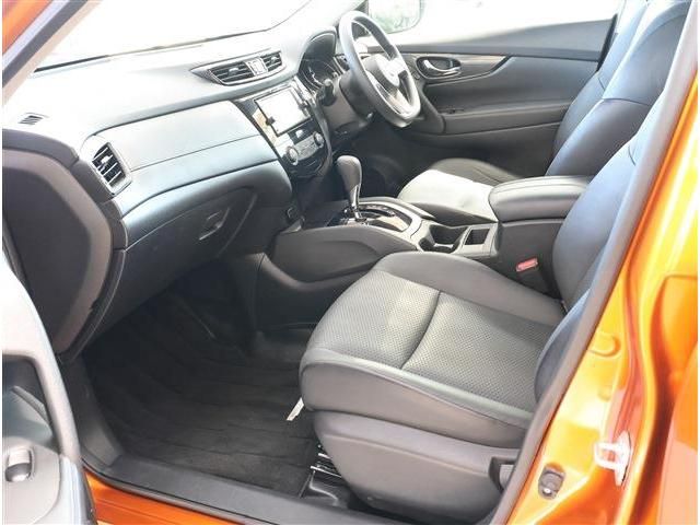 X-TRAIL 2WD
