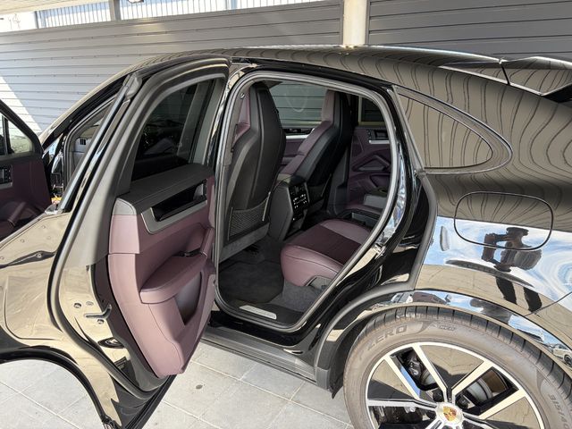 PORSCHE Cayenne coupe